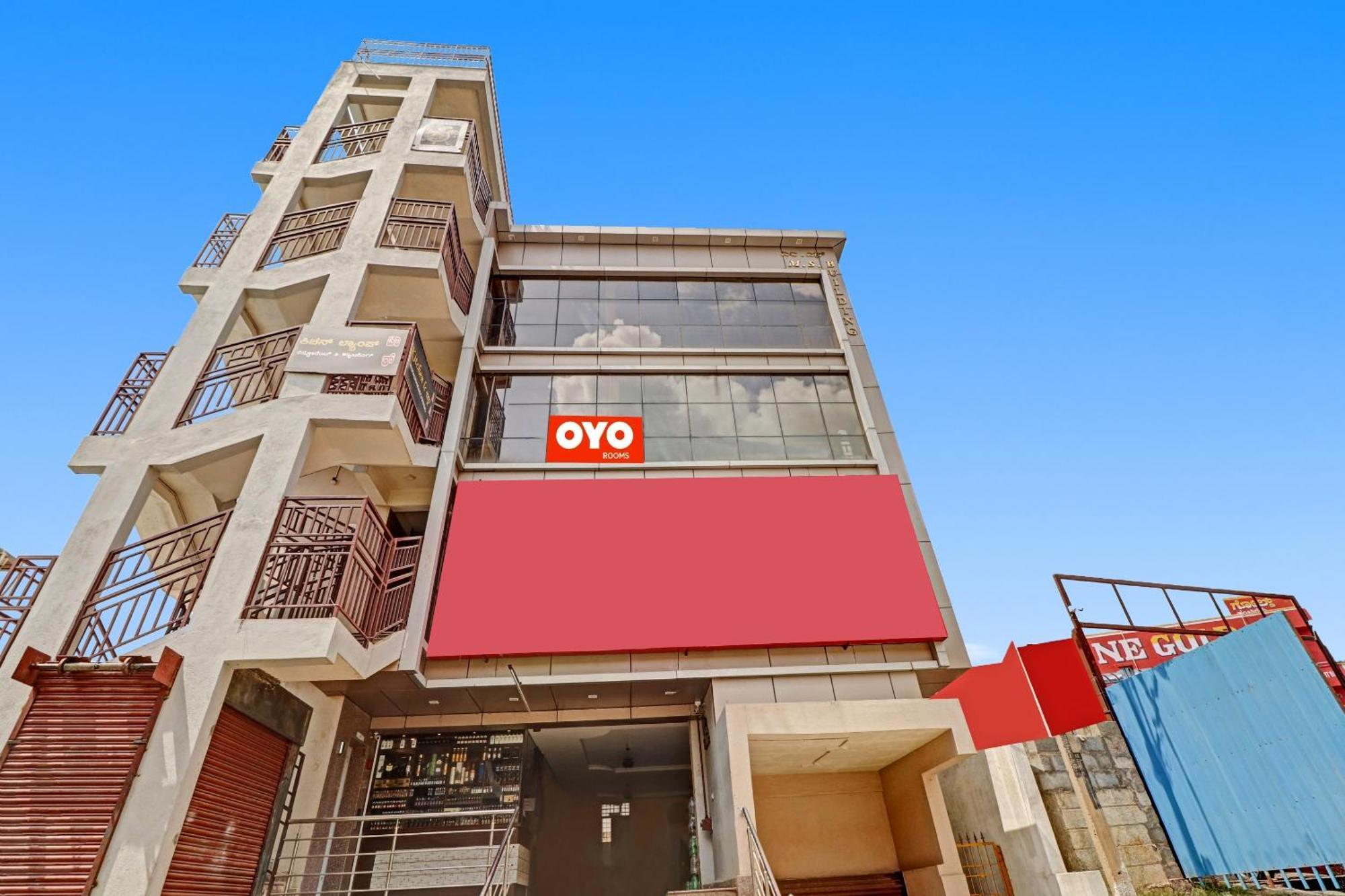 Hotel O Gn Nelli Suites Бангалор Екстериор снимка