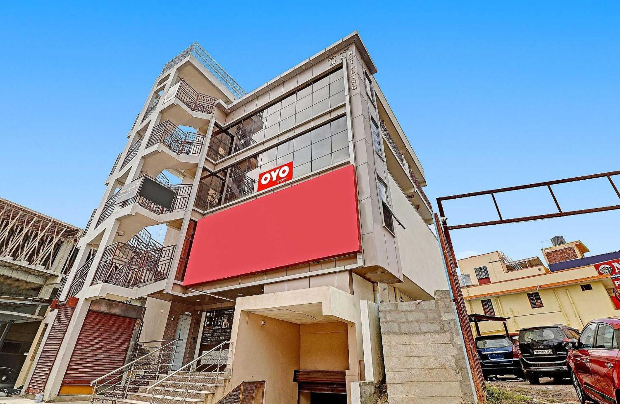 Hotel O Gn Nelli Suites Бангалор Екстериор снимка